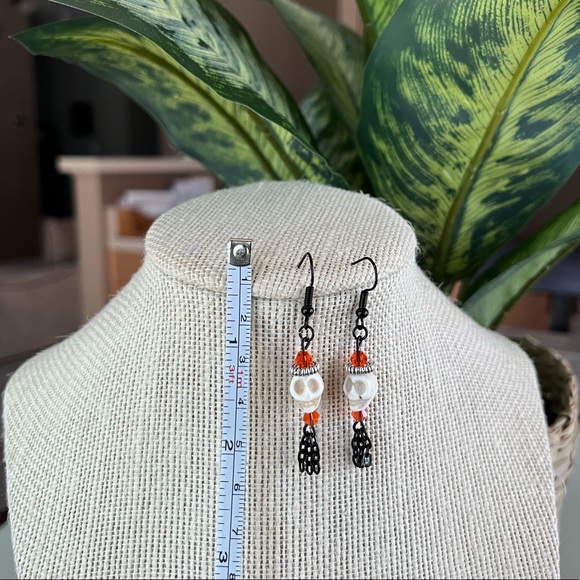 🧡💀Handmade Skull Earrings 💀🧡 - Picture 8 of 10